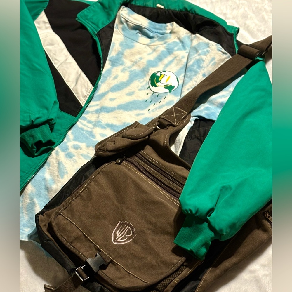 Keep it Green Tee - Picture 3 of 3